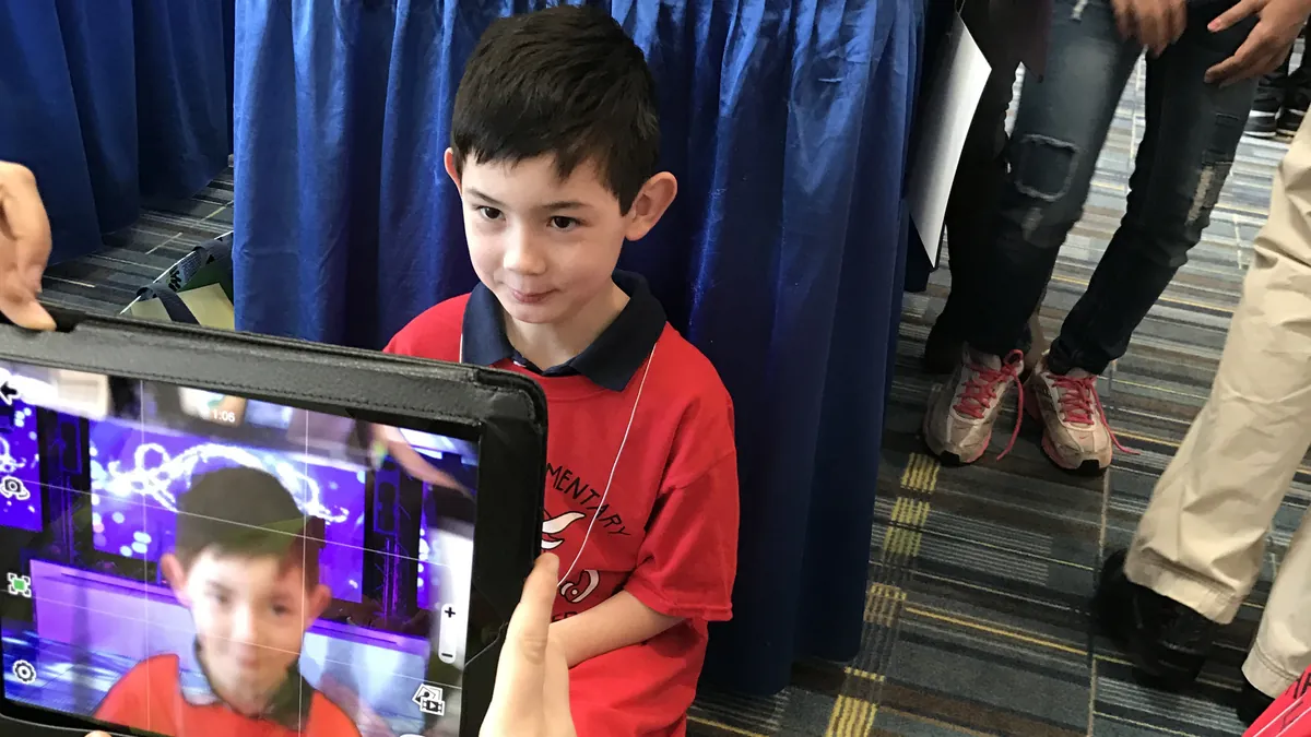 A Busy-Parent Home Plan for a 9-Year-Old Learning English Online