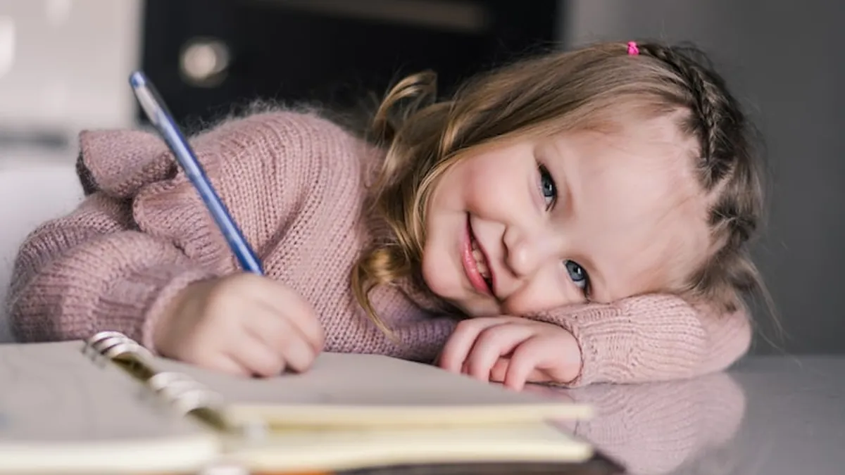 Supporting a Bilingual 7-Year-Old After a Move: Steady English Conversation for Confidence