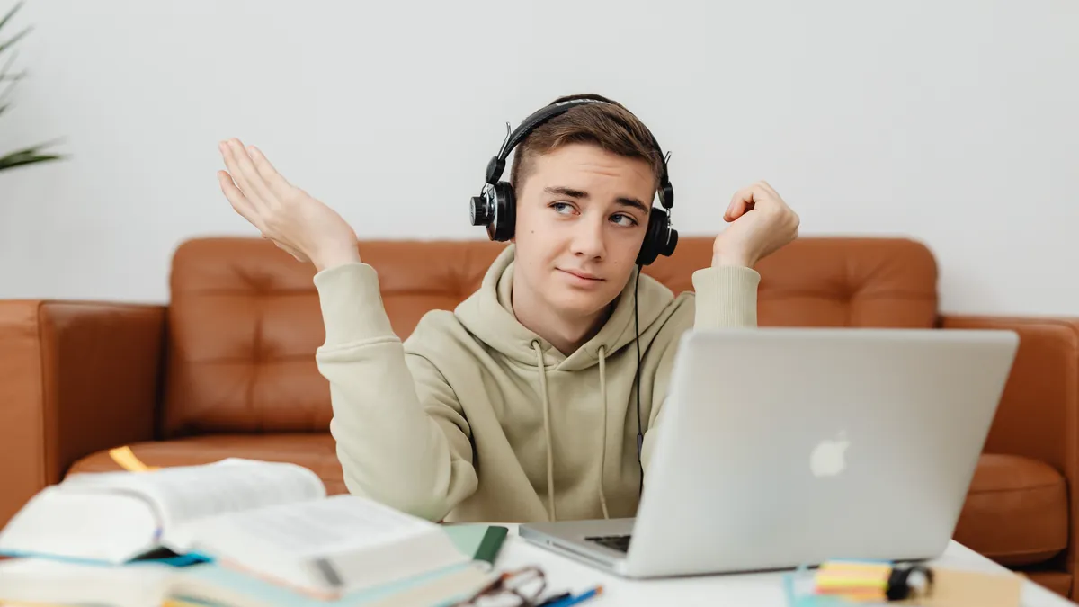 How 1-on-1 Online Lessons Help a Shy 6-Year-Old Start Speaking English