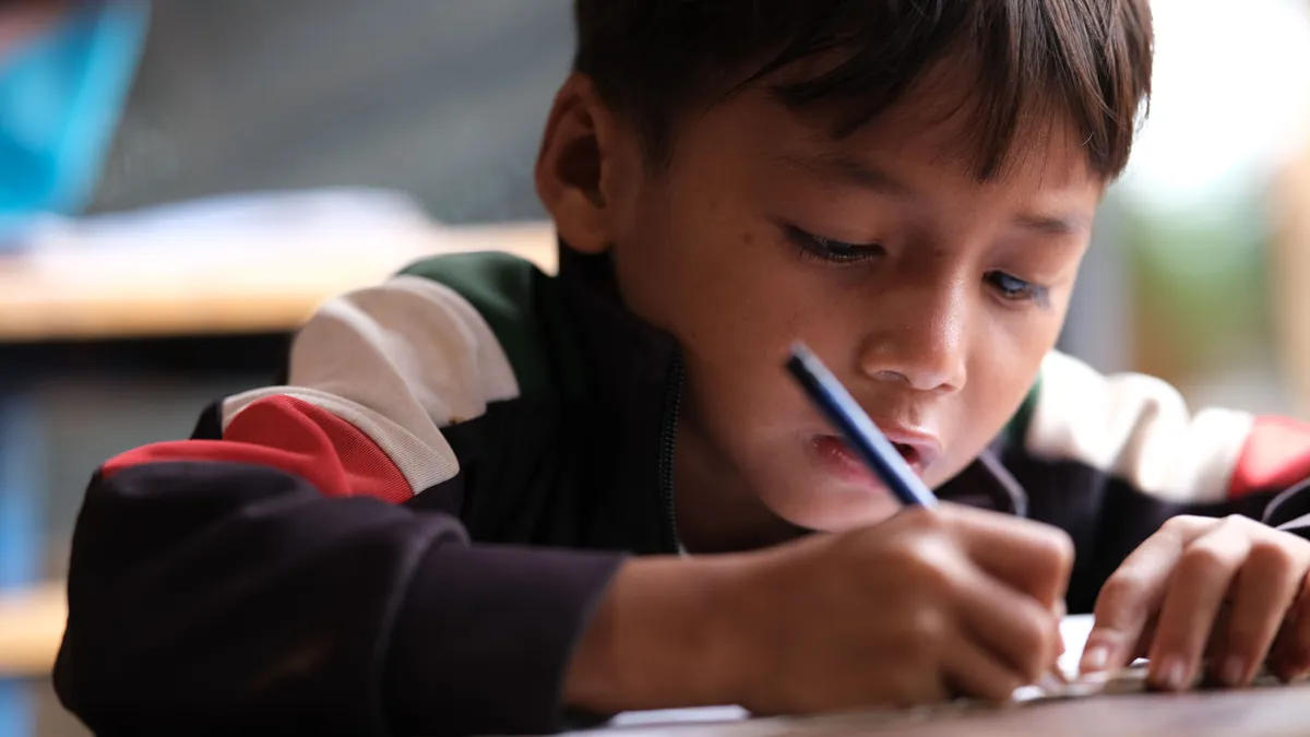 How Many English Lessons Does a Child Need Each Week? A Guide by Age and Goal